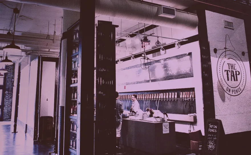 Tap on Ponce storefront